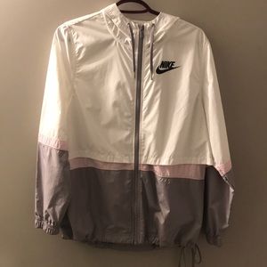 Nike Wind Breaker EUC